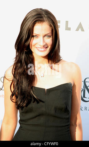 Jun 02, 2007 - Los Angeles, CA, Stati Uniti d'America - DAYANARA TORRES arrivando al sesto convegno annuale Chrysalis Butterfly Ball, tenutasi in una tenuta privata home in Mandeville Canyon. (Credito Immagine: © Camilla Zenz/ZUMA Press) Foto Stock