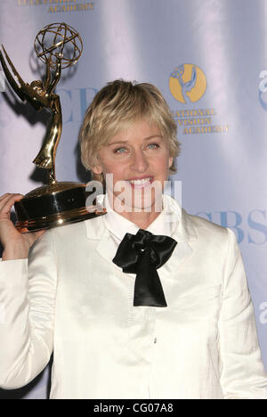 Jun 15, 2007; Hollywood, California, Stati Uniti d'America; attrice ELLEN DeGENERES al 34mo giorno Emmy Awards tenutosi presso il Teatro Kodak, Hollywood. Credito: Foto di Paul Fenton/ZUMA premere. (©) Copyright 2007 by Paolo Fenton Foto Stock