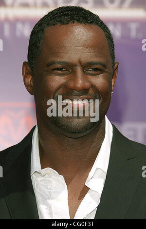 © 2007 Jerome Ware/Zuma premere il cantante BRIAN MCKNIGHT durante gli arrivi al 2007 BET Awards tenutosi presso lo Shrine Auditorium di Los Angeles, CA. Martedì, 26 Giugno 2007 lo Shrine Auditorium di Los Angeles, CA Foto Stock