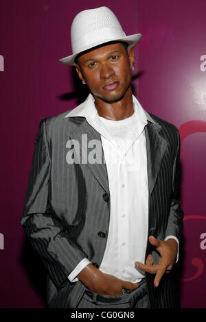 Giu 28, 2007 - New York, NY, STATI UNITI D'AMERICA - cera figura di Usher in sala VIP a Madame Tussauds per l'apertura del Club MTNY la sala VIP. (Credito Immagine: © J. P. Yim/ZUMA Press) Foto Stock