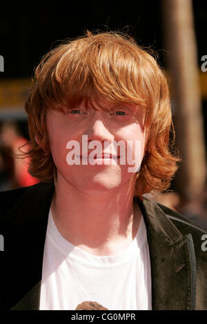 Lug 8,2007; Hollywood, California, Stati Uniti d'America; attore Rupert Grint al "Harry Potter e l'Ordine della Fenice' LA Premiere detenute al Mann Chinese Theater. Credito: Foto di Lisa O'Connor/ZUMA premere. (©) Copyright 2007 da Lisa O'Connor Foto Stock
