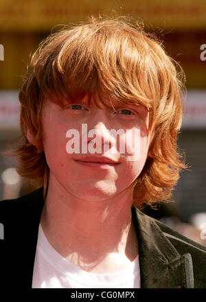 Lug 8,2007; Hollywood, California, Stati Uniti d'America; attore Rupert Grint al "Harry Potter e l'Ordine della Fenice' LA Premiere detenute al Mann Chinese Theater. Credito: Foto di Lisa O'Connor/ZUMA premere. (©) Copyright 2007 da Lisa O'Connor Foto Stock