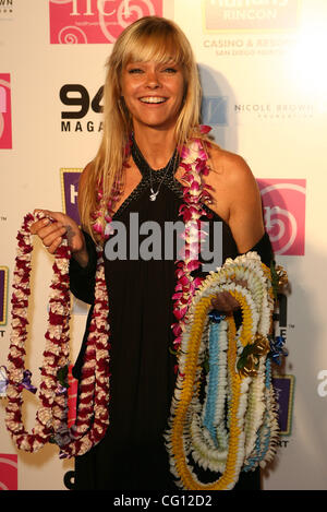 HOLMBY Hills, CA - 21 Luglio: Julie McCullough assiste il S.E.R. Il Luau presso il Palazzo di Playboy sulla luglio 21, 2007 a Holmby Hills, in California. Foto Stock