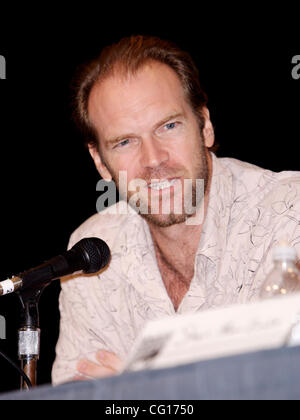 Tyler Mane, attore che sarà la riproduzione della parte di Michael Myers di Rob Zombie il remake di Halloween durante un panel di discussione a livello internazionale Comic Con in San Diego 7/27/07 Foto Stock