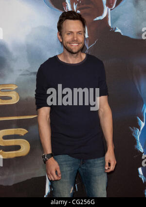 Luglio 24, 2011 - San Diego, California, Stati Uniti - JOEL MCHALE arriva al 'Cowboy e alieni' Premiere Mondiale tappeto rosso durante il Comic Con International 2011. (Credito Immagine: &#169; contrassegnare Samala/ZUMAPRESS.com) Foto Stock