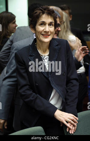 Sett. 29, 2011 - Bruxelles, BXL, Belgio - Praxoula Antoniadou Kyriakou ministro cipriota del commercio, industria e turismo all'inizio di una competitività europea Consiglio presso il quartier generale dell'UE a Bruxelles in Belgio su 2011-09-29 da Wiktor Dabkowski (credito Immagine: © Wiktor Dabkowski/ZUMAPRESS. Foto Stock