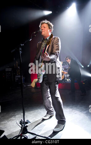 Squeeze performing live at The O2 Shepherds Bush Empire di Londra - Inghilterra - 12.12.10 obbligatorio di credito: WENN.com Foto Stock