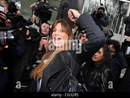 Jemina Khan arriva a Westminster Magistrates Court per l' audizione con Wikilieaks fondatore Julian Assange. Londra, Inghilterra - 14.11.10 Foto Stock