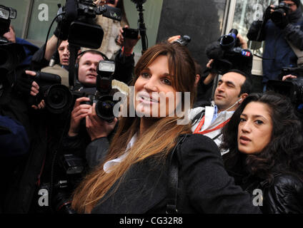Jemina Khan arriva a Westminster Magistrates Court per l' audizione con Wikilieaks fondatore Julian Assange. Londra, Inghilterra - 14.11.10 Foto Stock