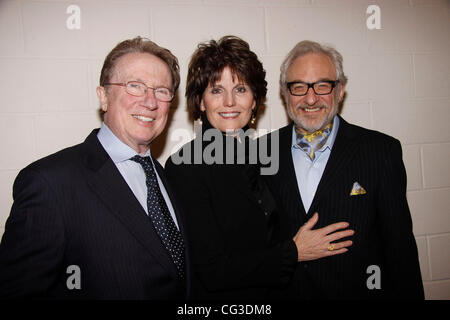 George Hearn, Lucie Arnaz e Timothy Jerome apertura notturna del Off-Broadway produzione di 'Dracula' presso il Piccolo Teatro Shubert - Dietro le quinte di New York City, Stati Uniti d'America - 05.01.11 Foto Stock