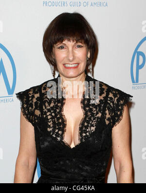 Gale Anne Hurd La XXII edizione produttori Guild (PGA) Awards tenutosi presso il Beverly Hilton Hotel - Gli arrivi di Los Angeles, California - 22.01.11 Foto Stock