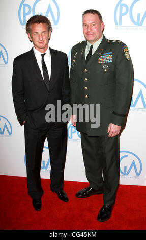 Sean Penn e valutazione La XXII edizione produttori Guild (PGA) Awards tenutosi presso il Beverly Hilton Hotel - Gli arrivi di Los Angeles, California - 22.01.11 Foto Stock