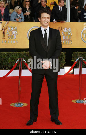 James Franco XVII annuale di Screen Actors Guild Awards (SAG Awards 2011) presso lo Shrine Auditorium & Expo Center - Gli arrivi di Los Angeles, California - 30.01.11 Foto Stock