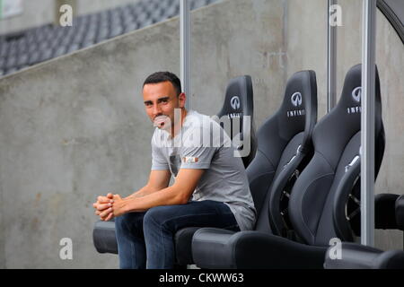 Nella foto: Il Calciatore Leon Britton. Giovedì 23 Agosto 2012 Re: Barclay's Premier League lato Swansea City FC conferenza stampa al Liberty Stadium, South Wales, Regno Unito. Foto Stock