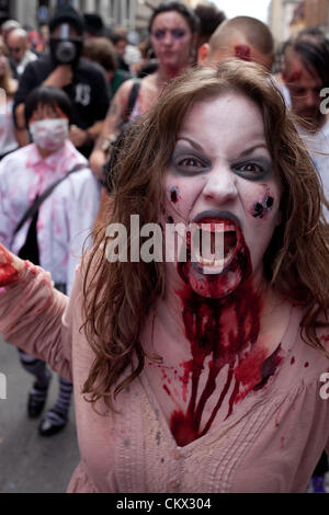 Gli zombie a Stoccolma Zombie a piedi 2012 Foto Stock