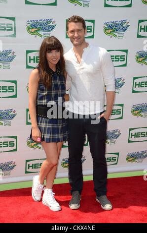 25 ago 2012. Carly Rae Jepsen, Matthew Morrison di presenze per 2012 Arthur Ashe Kids Day, USTA Billie Jean King National Tennis Center, Lavaggio, NY Agosto 25, 2012. Foto di: Derek Storm/Everett Collection Foto Stock