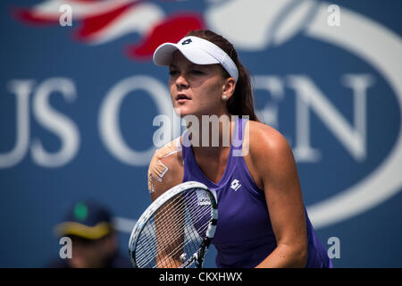 Agnieszka RADWANSKA (POL) durante la sua prima partita al 2012 US Open Tennis Tournament Flushing, New York. Stati Uniti d'America. 28 Agosto. Foto Stock