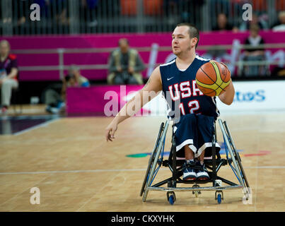 Stratford, Londra, Regno Unito. Venerdì 31 agosto 2012. Jason Nelms (USA) in azione durante il turno preliminare Gruppo un gioco tra USA e Italia il giorno 2 di Londra 2012 Giochi Paralimpici dal basket Arena. Foto Stock