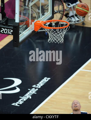 Stratford, Londra, Regno Unito. Venerdì 31 agosto 2012. Jeremy Lade (USA) in azione durante il turno preliminare Gruppo un gioco tra USA e Italia il giorno 2 di Londra 2012 Giochi Paralimpici dal basket Arena. Foto Stock