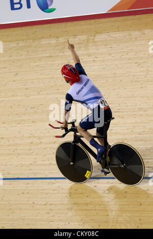 Stratford, Londra, Regno Unito. Venerdì 31 agosto 2012. Gran Bretagna il marchio Colbourne imposta un record del mondo per vincere la medaglia di oro in 3km C1 perseguimento di classe A le Paralimpiadi di Londra. Colbourne tempo è stato di 3 minuti, 53.881 secondi. Foto Stock