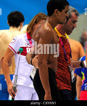 01.09.2012 Londra, Inghilterra. Enhamed Enhamed di Spagna medaglia di bronzo nella 50m S11 freestyle gara al giorno 3 del nuoto paralimpico dal Centro Acquatico. Foto Stock