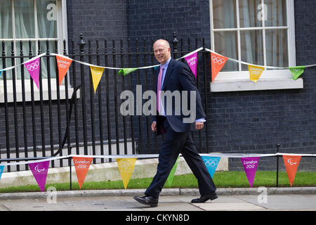 Rimpasto di governo, Downing Street, Londra, Inghilterra, Regno Unito. Il 4 settembre 2012. Chris Grayling arriva a Downing Street per prendere il suo posto come nuovo Segretario di Stato per la giustizia nel governo di coalizione rimpasto di governo. Credito: Jeff Gilbert / Alamy Live News Foto Stock