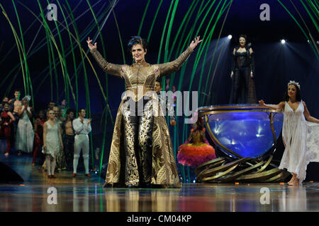 Toronto, Canada. Settembre 5, 2012. Cirque Du Soleil Amaluna Prove abito foto chiamata. Nella foto, carattere prospera. Foto Stock