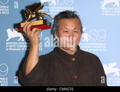 KIM KI-DUK finale premi notte. 69ESIMO FESTIVAL DEL CINEMA DI VENEZIA. Venezia ITALIA 08 Settembre 2012 Foto Stock