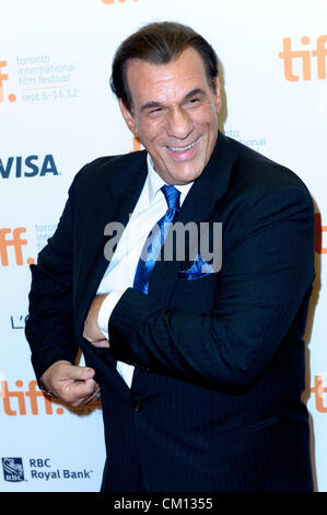 Sett. 10, 2012 - Toronto, Ontario, Canada - ROBERT DAVI arriva a 'l'Iceman' Premiere durante il 2012 a Toronto International Film Festival presso la principessa di Galles teatro di Settembre 10, 2012 a Toronto in Canada. (Credito Immagine: © Igor Vidyashev/ZUMAPRESS.com) Foto Stock