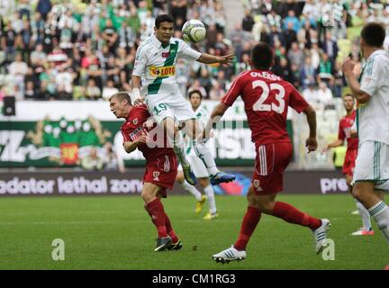 Gdansk, Polonia 15th, settembre 2012 Lechia Gdansk defet Piast Gliwice 1:2 durante il calcio polacco extraleague gioco su PGE Arena Stadium. Ricardinho (19) in azione durante il gioco Foto Stock