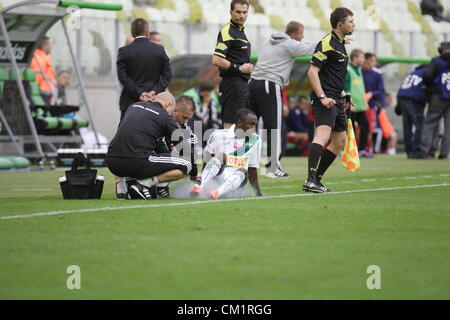 Gdansk, Polonia 15th, settembre 2012 Lechia Gdansk defet Piast Gliwice 1:2 durante il calcio polacco extraleague gioco su PGE Arena Stadium. Abdou Razack Traore (7) durante il gioco Foto Stock