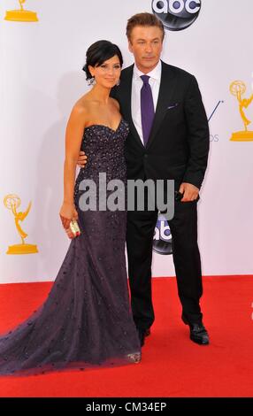 Sett. 23, 2012 - Los Angeles, California, Stati Uniti - Hilaria Lynn Thomas, Alec Baldwin.64a Primetime Emmy Awards - Gli arrivi il 23 settembre 2012 a Nokia Theater L.A vivi, Los Angeles, CA.USA.(Immagine di credito: © D. lunga/Globe foto/ZUMAPRESS.com) Foto Stock