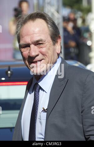 Sett. 27, 2012 - San Sebastian, Euskadi, Spagna - Attore Tommy Lee Jones arriva a Maria Cristina Hotel durante il sessantesimo San Sebastian International Film Festival di San Sebastian. (Credito Immagine: © Jack Abuin/ZUMAPRESS.com) Foto Stock