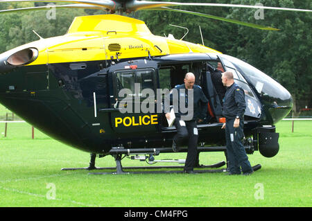 Machynlleth, Wales, Regno Unito. Il 2 ottobre, 2012. La ricerca per il mese di aprile Jones 5 che sono scomparsi dal lunedì notte a circa 19.00hrs, continua. Photo credit: Graham M. Lawrence/Alamy Live News. Foto Stock