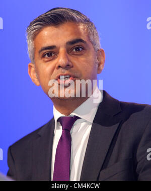 SADIQ KHAN MP ombra Lord Cancelliere e SEC 03 ottobre 2012 Manchester Central Manchester Inghilterra England Foto Stock