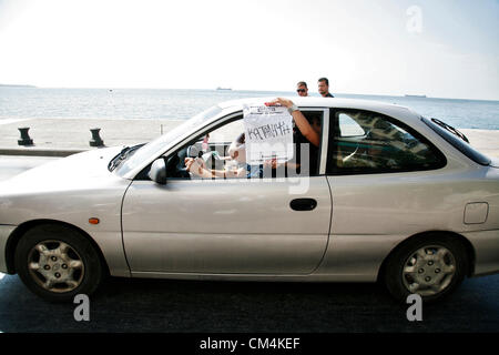 Salonicco, Grecia. Il 3 ottobre 2012. Marzo motorizzato da parte dei lavoratori alle autorità locali di Salonicco. Protesta per le previste misure di austerità sono attesi a colpire ulteriormente lo stato del lavoro e del reddito. Foto Stock