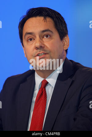 STEPHEN TWIGG MP OMBRA IL SEGRETARIO DI STATO PER IL 04 OTTOBRE 2012 Manchester Central Manchester Inghilterra England Foto Stock