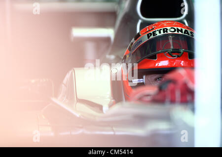 Suzuka, in Giappone. Il 5 ottobre 2012. Michael Schumacher (Mercedes), 5 ottobre 2012 - F1 : durante il Giappone FORMULA ONE Grand Prix sessione di prove libere sul circuito di Suzuka a Suzuka, in Giappone. (Foto di AFLO SPORT) Foto Stock