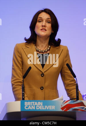 THERESA VILLIERS MP IRLANDA DEL NORD SEGRETARIO 08 ottobre 2012 CPI BIRMINGHAM INGHILTERRA Foto Stock