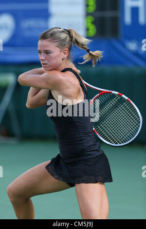 Osaka, Giappone. Camila Giorgi (ITA), 9 ottobre 2012 - Tennis : Giappone HP Open Femminile Tennis 2012, Donne Singoli Primo turno corrispondono a Utsubo Tennis Center, Osaka, Giappone. (Foto di Akihiro Sugimoto/AFLO SPORT) [1080] Foto Stock