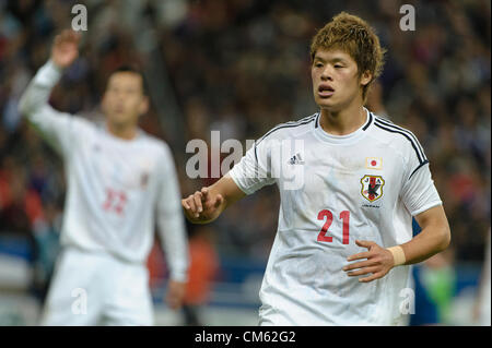 Saint-Denis, Francia, 12 ott 2012. Francia / Giappone. Maya Yoshida (sinistra) & Hiroki Sakai (a destra). Foto Stock