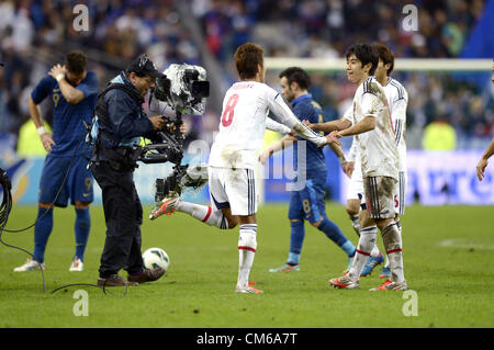 (L-R) Hiroshi Kiyotake, Shinji Kagawa (JPN), 12 ottobre 2012 - Calcio /Soccer : Hiroshi Kiyotake e Shinji Kagawa del Giappone festeggiare dopo la international amichevole tra Francia 0-1 Giappone allo Stade de France in Saint-Denis, Francia. (Foto di ESTREMO ORIENTE PREMERE/AFLO) Foto Stock