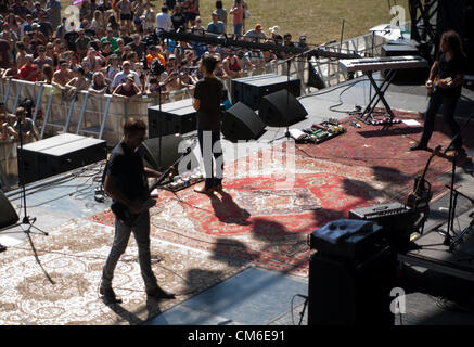 Il 14 ottobre 2012 - Austin, Texas, Stati Uniti - "L'Lumineers' eseguire a Austin City Limits 2012. (Credito Immagine: © Sandra Dahdah/ZUMAPRESS.com) Foto Stock