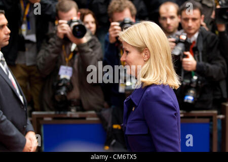 Bruxelles, Belgio. Il 18 ottobre 2012. Helle THORNING-SCHMIDT, Primo ministro della Danimarca che arrivano alla riunione del Consiglio europeo a Bruxelles, Justus Lipsius. Foto:Jeff Gilbert. 18.10.2012. Credito di Bruxelles: Jeff Gilbert / Alamy Live News Foto Stock