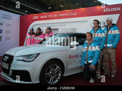 25.10.2012. Soelden, Austria. Il tedesco del Team di sci in azione durante la Audi di ripresa fotografica FIS Coppa del Mondo di Sci Alpino Solden, Austria 2012-2013 Foto Stock