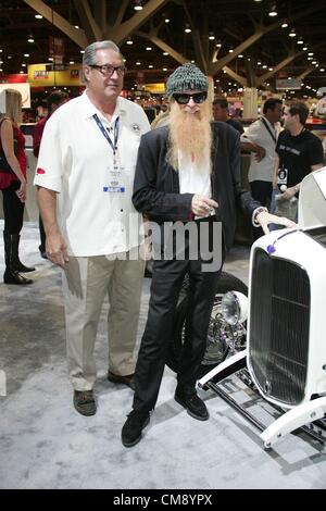 Richard Varner, Billy Gibbons di presenze per 2012 SEMA Show - MER, Las Vegas Convention Center Las Vegas NV, Ottobre 30, 2012. Foto di: James Atoa/Everett raccolta/Alamy live news. Stati Uniti d'America. Foto Stock