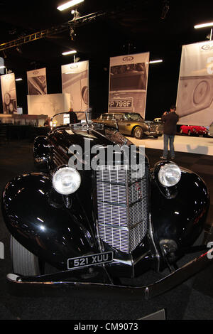 RM Auctions anteprima di 90iconico vetture che vanno sotto il martello di mercoledì a Battersea Park evoluzione del centro. Tra gli highlights è un 1936 Auburn Speedster. stima: £340.000 Ð £390.000).. Londra, Regno Unito. 30 10 2012 Foto Stock