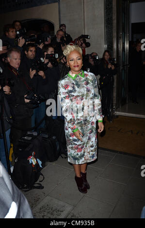 31 ottobre 2012: Emeli Sande assiste il Harper's Bazaar donne dell'anno dei premi al Claridges Hotel di Londra, Regno Unito. Foto Stock