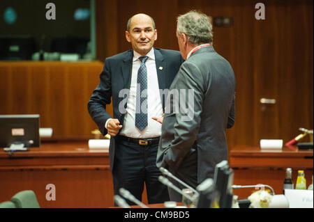 Giugno 28, 2012 - Bruxelles, BXL, Belgio - sloveno il Primo Ministro Janez Jansa all'inizio del vertice Ue di Bruxelles in Belgio su 28.06.2012 da Wiktor Dabkowski (credito Immagine: © Wiktor Dabkowski/ZUMAPRESS.com) Foto Stock