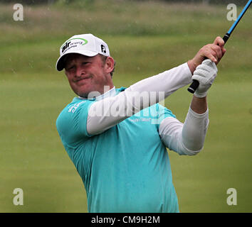 29.06.2012 L'Inghilterra del Jamie Donaldson durante il suo secondo round della Irish Open at Royal Portrush Golf Club nella contea di Antrim, Irlanda del Nord. Foto Stock